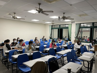110年10月19日-文化創意行銷課程專題演講「社區觀光活動企劃實務」圖片