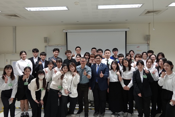 1141210專題成果發表活動圖片