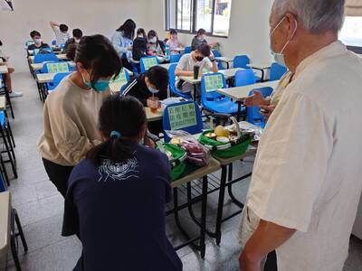 110年10月28日-飲食文化課程專題演講「客家創意飲食」圖片