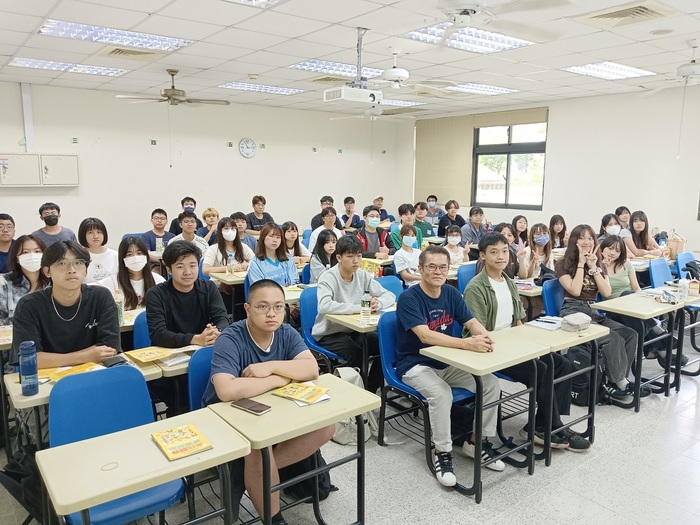 1140902新生說明會課程地圖演講圖片