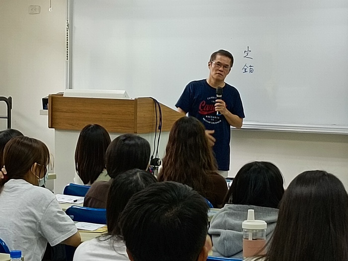 1140902新生說明會課程地圖演講圖片