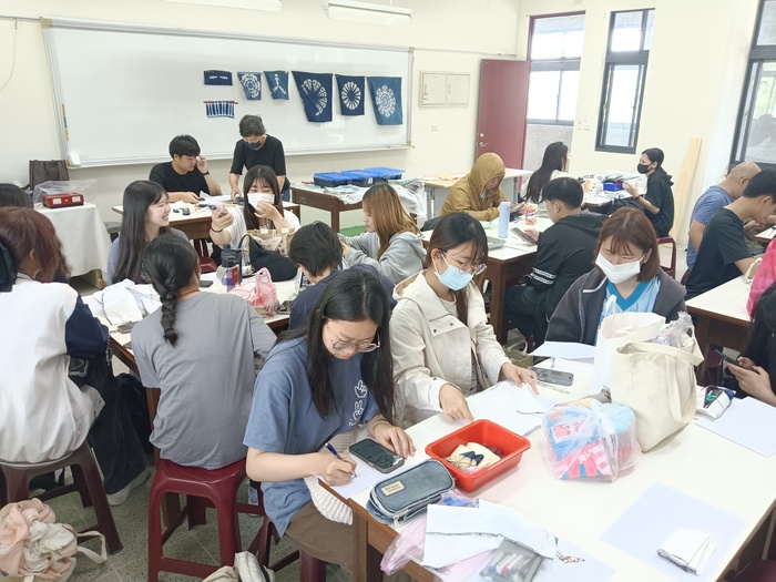 1150420創意夾染業師教學演講圖片