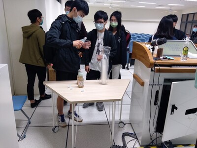 110年10月29日-釀酒文化實作課程專題演講「精釀啤酒技術與地方創生職人釀製啤酒之經驗分享」圖片