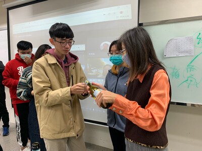 110年11月25日-國際禮儀課程專題演講「品酒和論酒的回教文化與禮儀」圖片