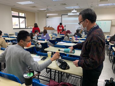 110年11月25日-國際禮儀課程專題演講「品酒和論酒的回教文化與禮儀」圖片