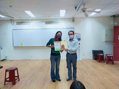 110年10月28日-國際禮儀課程專題演講「面試與彩妝」圖片