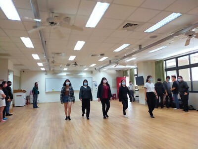 110年10月28日-國際禮儀課程專題演講「面試與彩妝」圖片